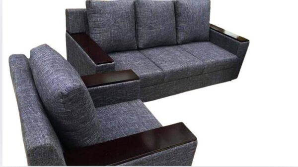 4 Seaater Sofa Set
