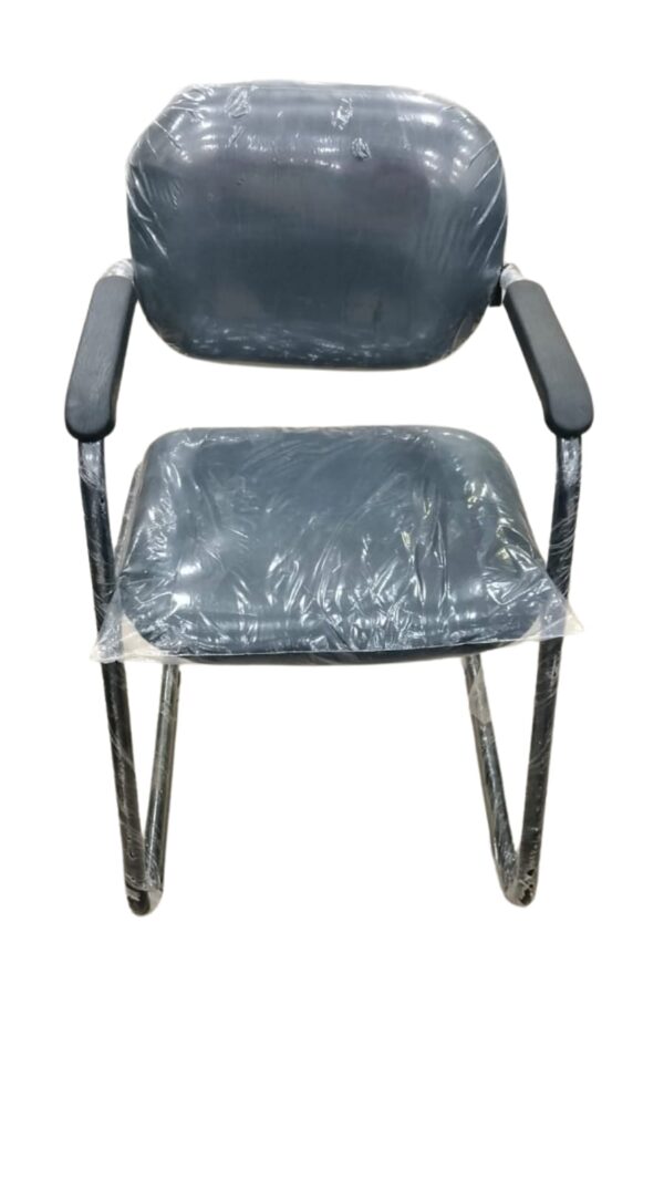 P Type Visitor Chair