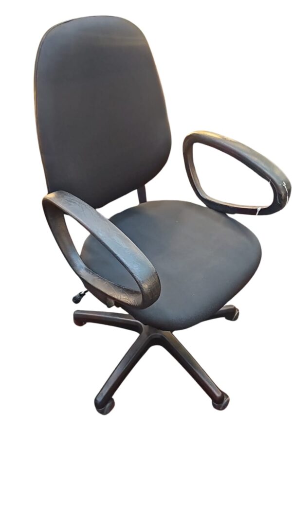 Refurbished 802 Chair