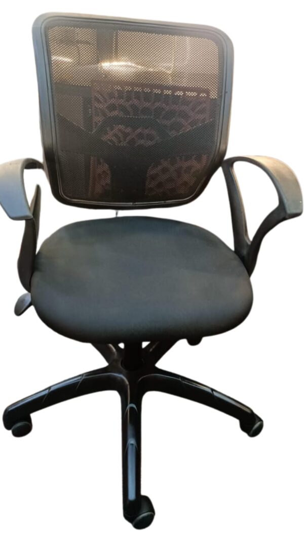 Refurbished Mesh Back Chair